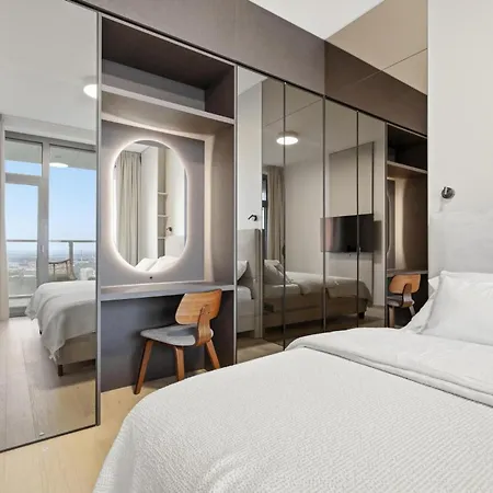 Apartman Eurovea Tower Apartment, 36th Floor, Castle View & Free Parking *