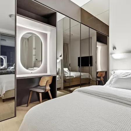 Eurovea Tower Apartment, 36th Floor, Castle View & Free Parking *