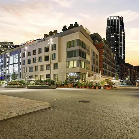 Eurovea Tower Apartment, 36th Floor, Castle View & Free Parking Daire